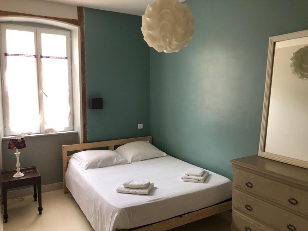 Cosy Flat Market Apartment Ла Рошел Екстериор снимка